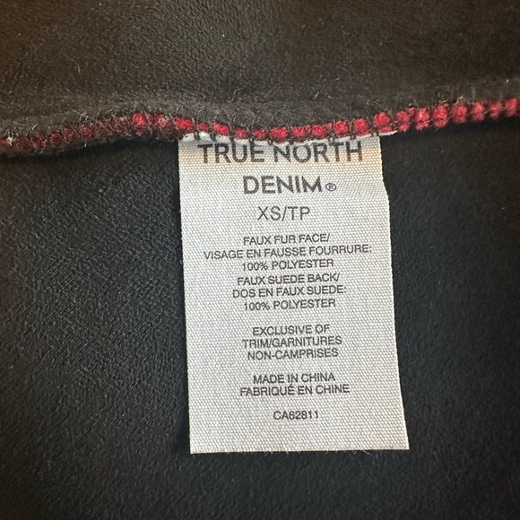 Sherpa plaid Shacket - Picture 5 of 7